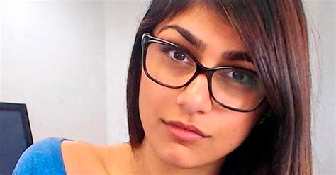 porno xxx mia kalifa|Mia Khalifa XXX Videos